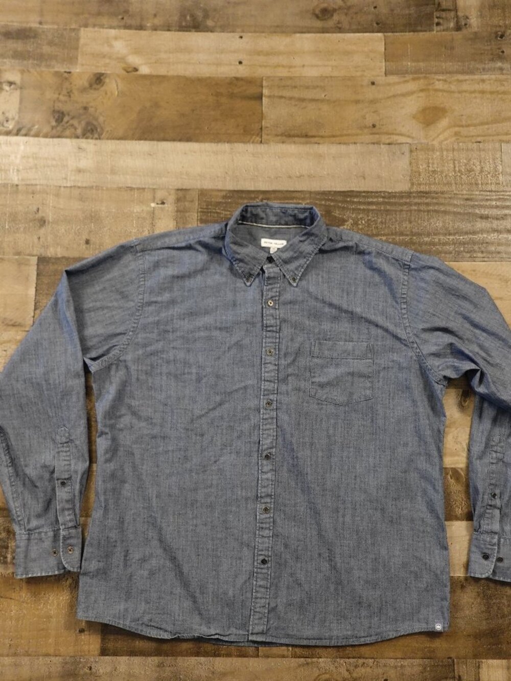 Peter Millar Button Down Shirt Men’s XL Blue‎ Chambray Stretch Casual